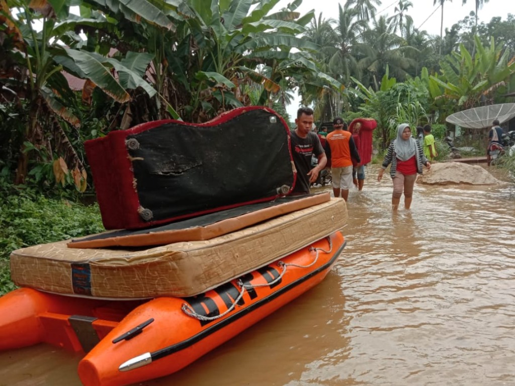 Banjir Dharmasraya