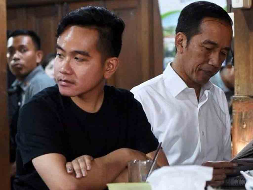 Presiden Jokowi  dan Gibran Rakabuming Raka