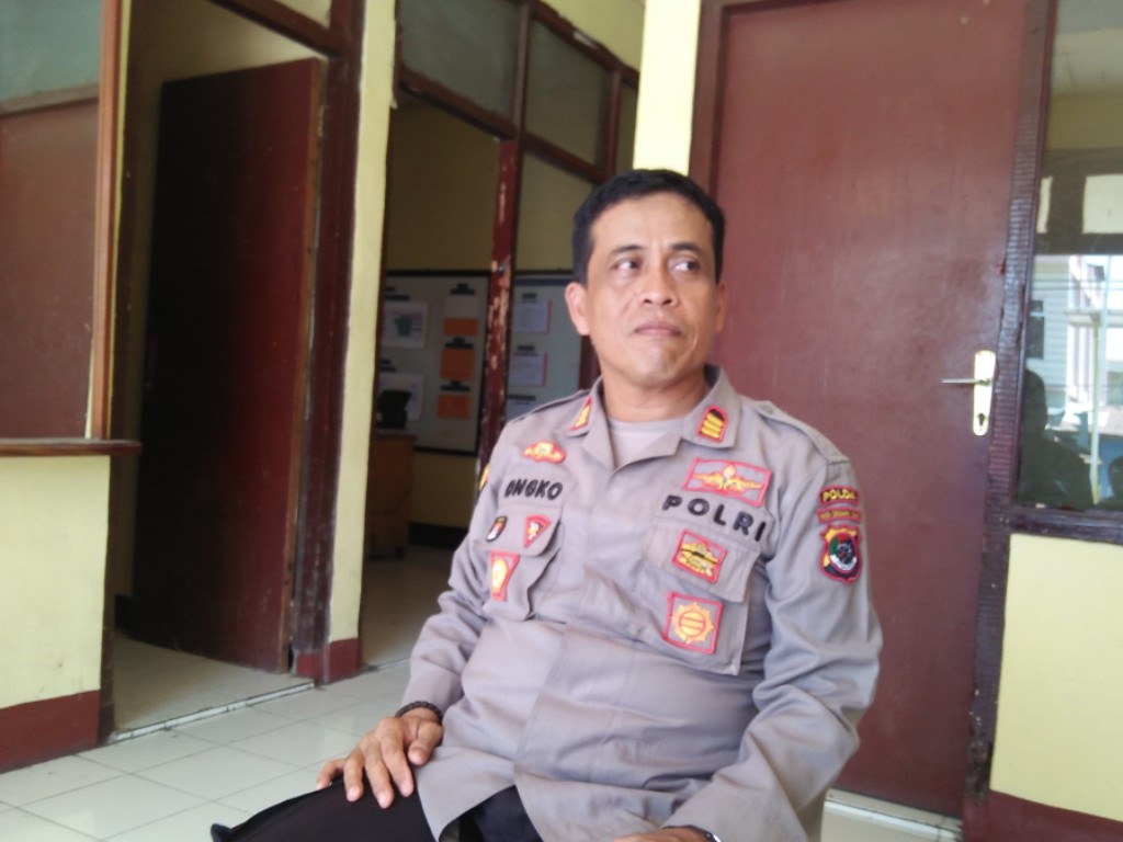 Kapolsek Borong