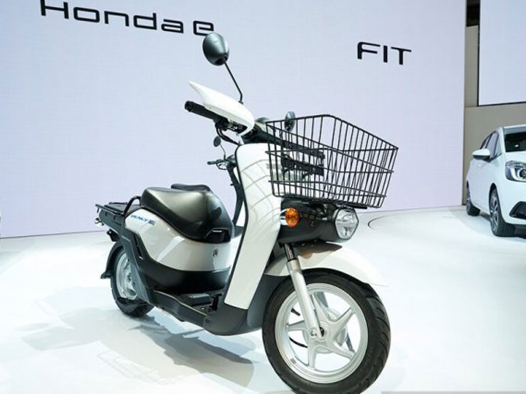 Skuter listrik Honda Benly-E