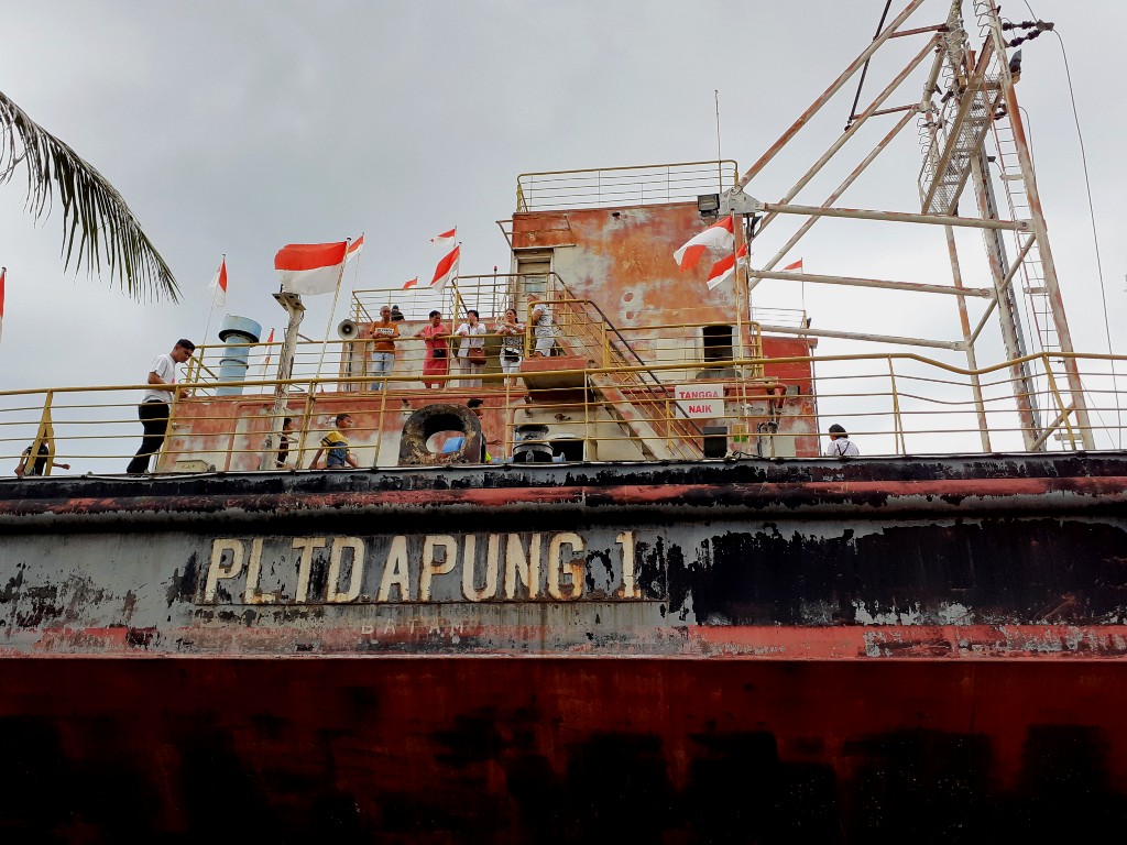 Kapal Apung Tsunami