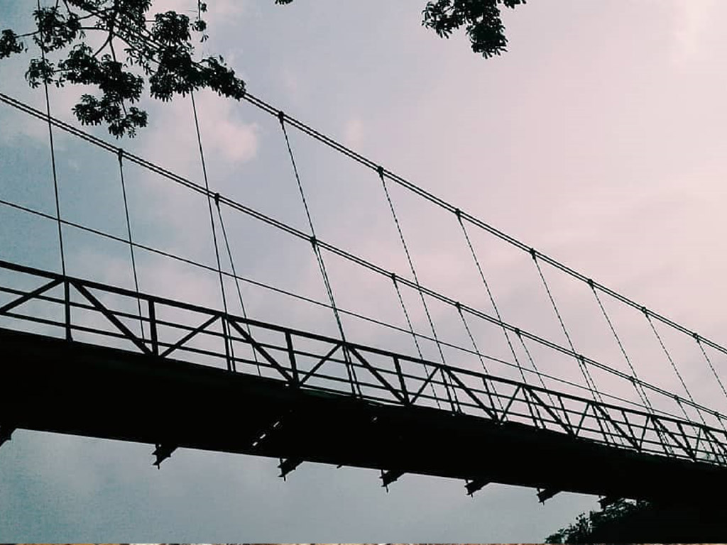 Jembatan Gantung Danawarih