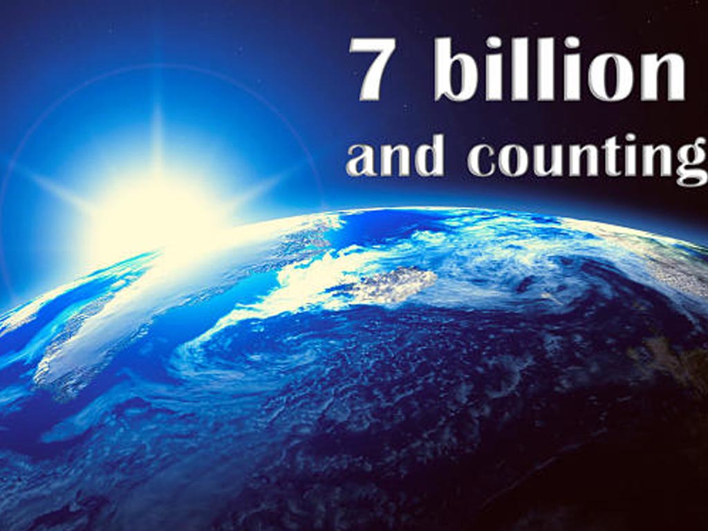 jumlah manusia di bumi tahun 2021