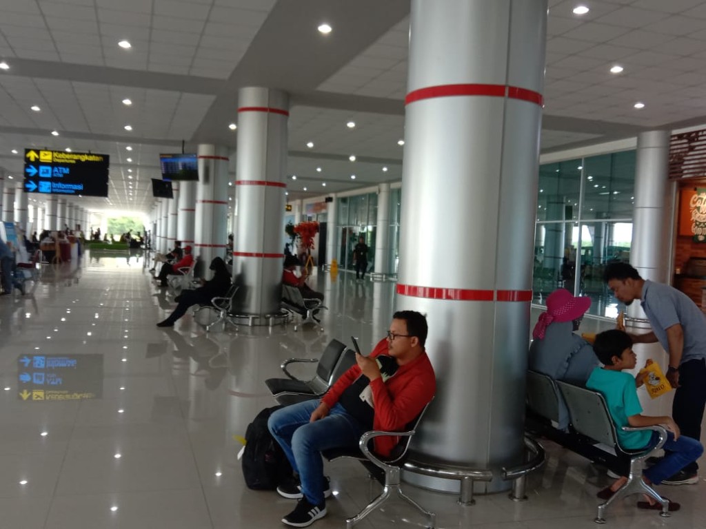 bandara sepi