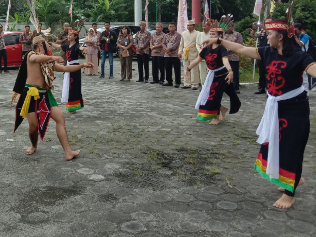 ritual dayak