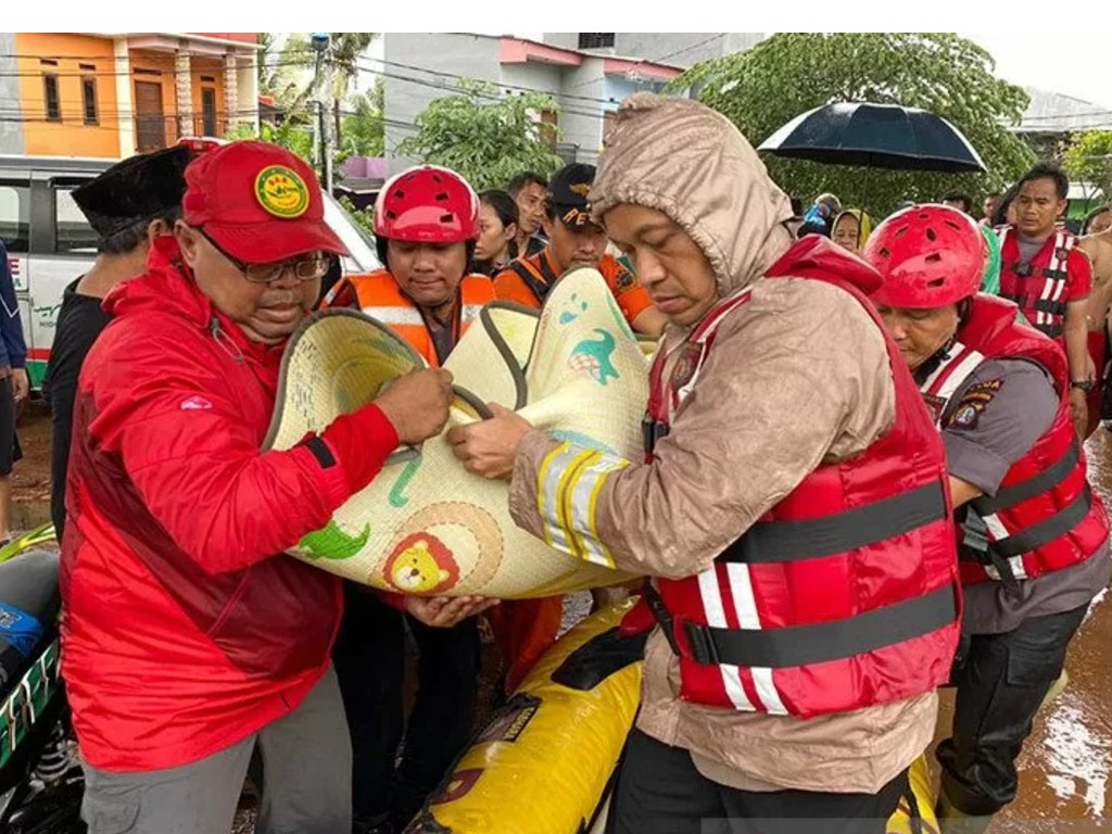Evakuasi Jenazah di Jakarta