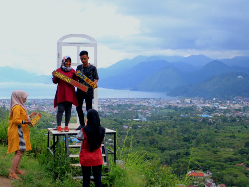 Wisata Buntu Rintis