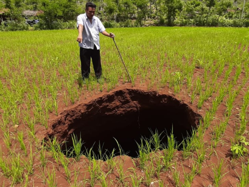 sinkhole