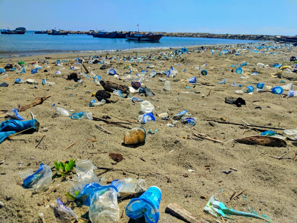 Sampah di Aceh