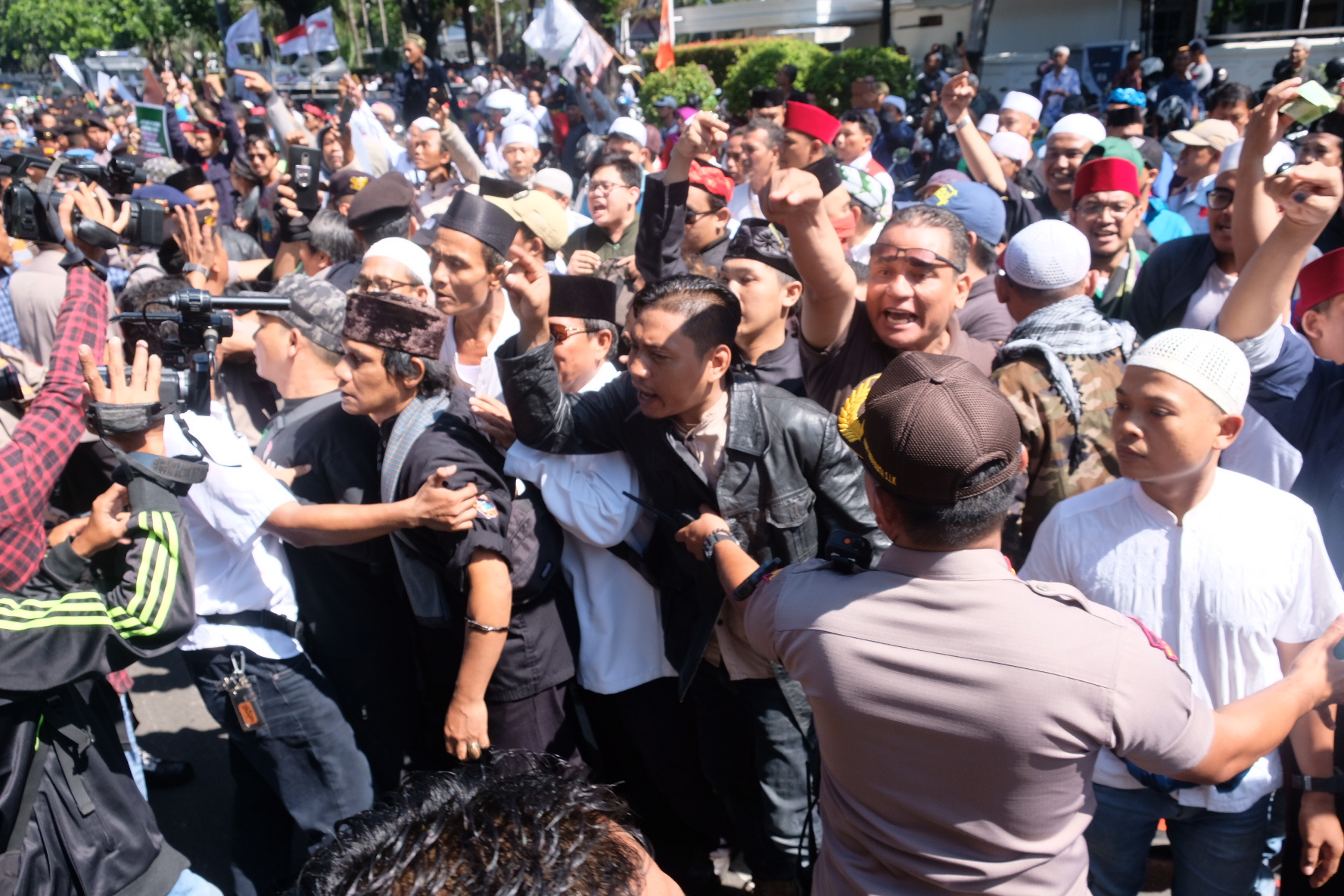 Demo Balai Kota