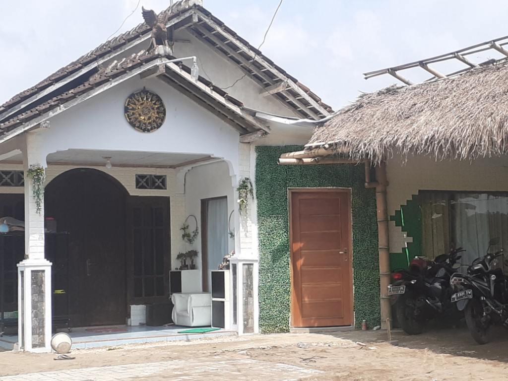 rumah raja agung