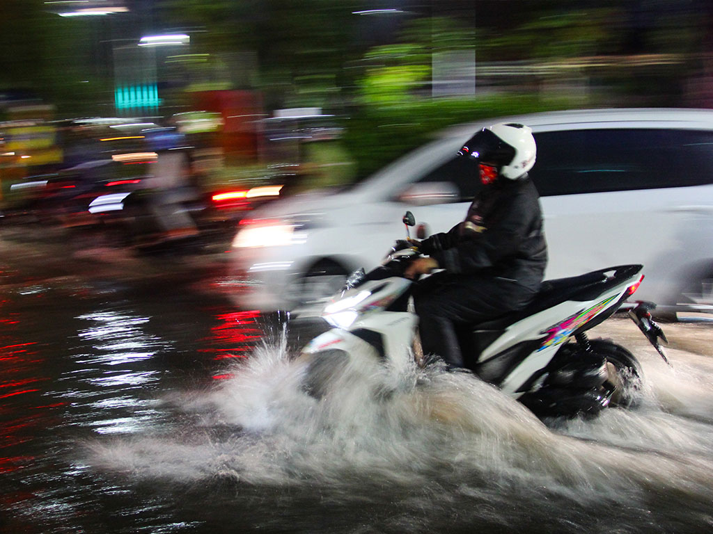 Banjir Surabaya