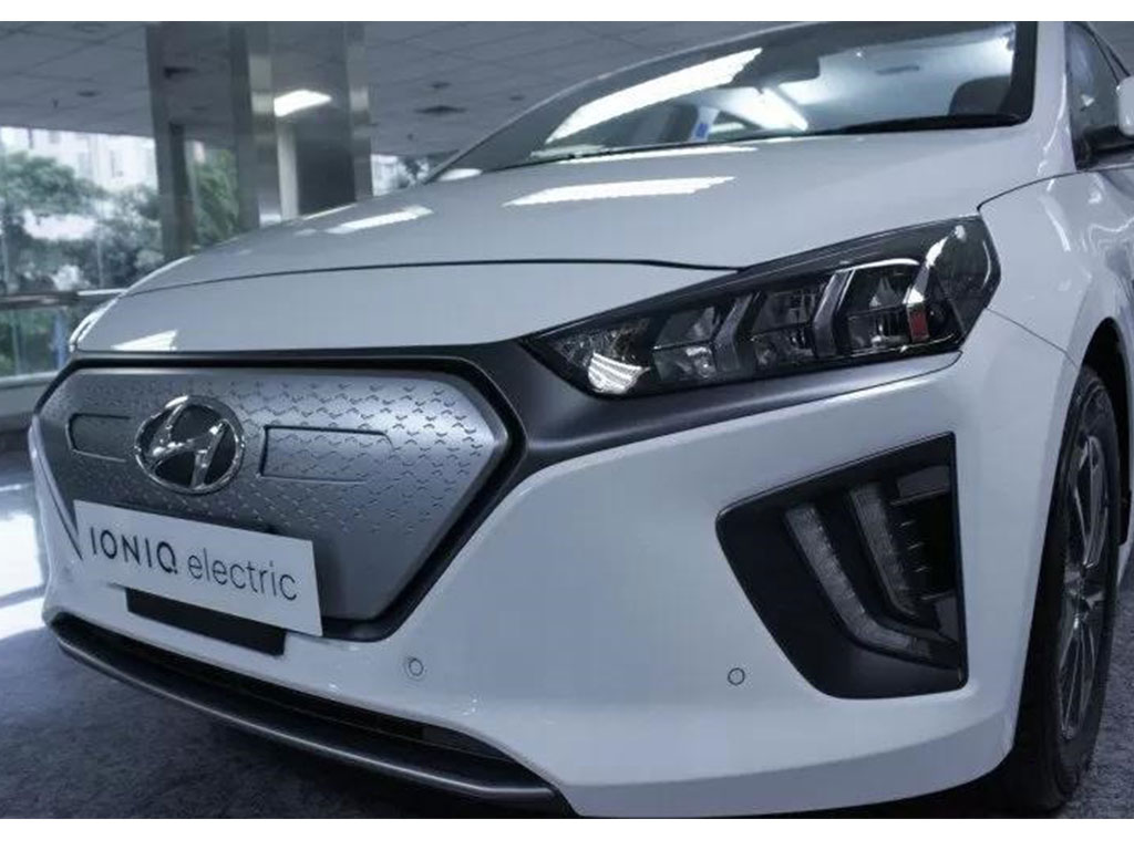 Mobil Listrik Hyundai Ioniq