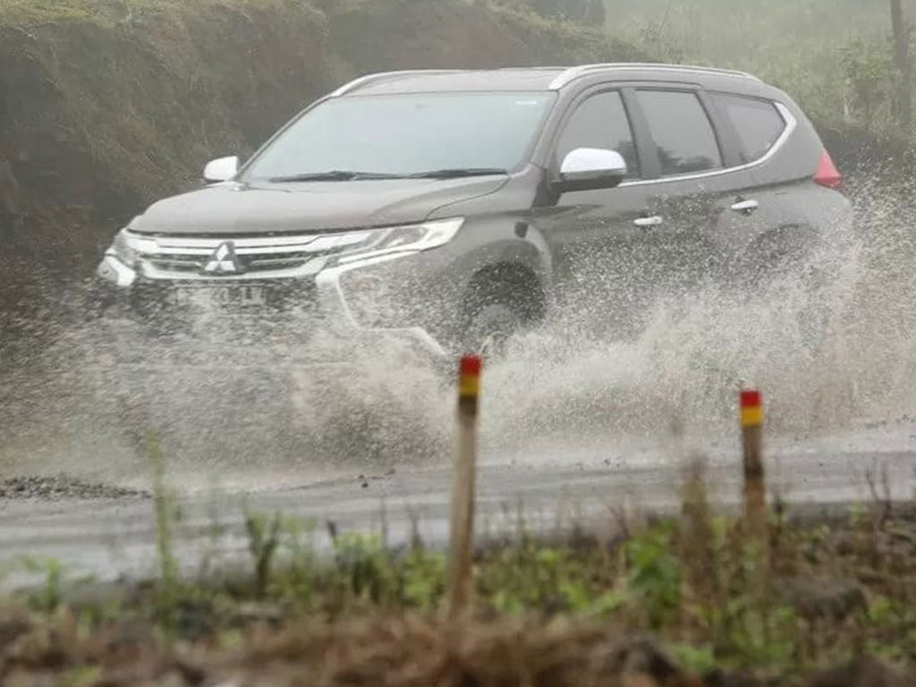 Mitsubishi Pajero Sport