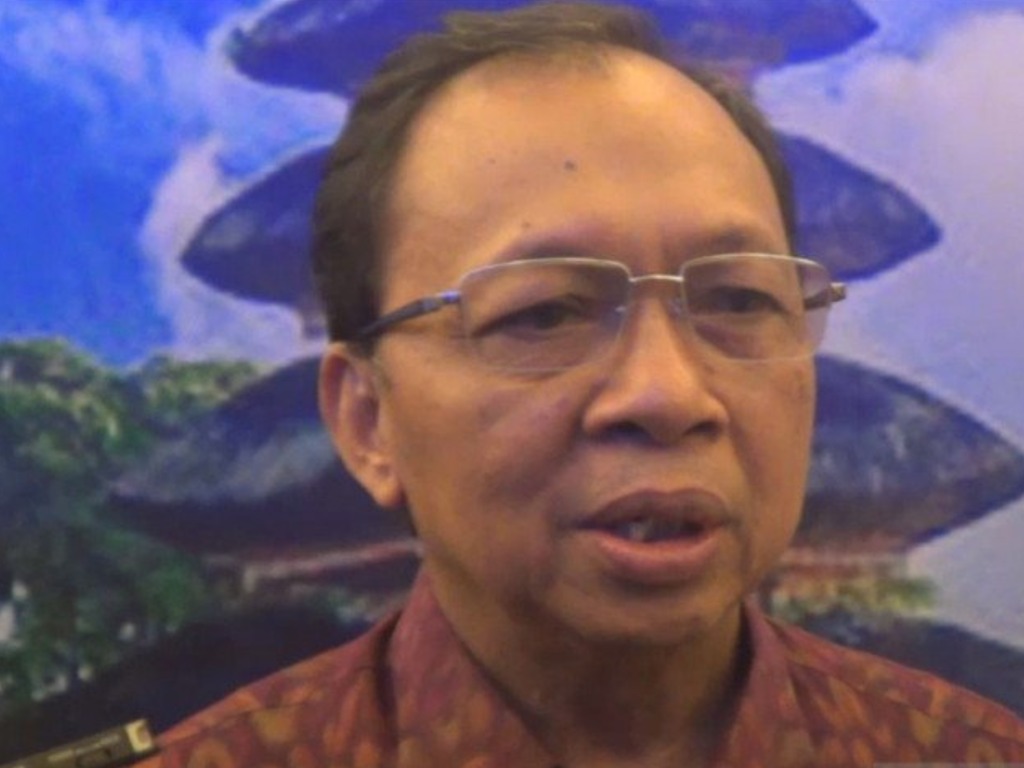 Gubernur Bali Wayan Koster