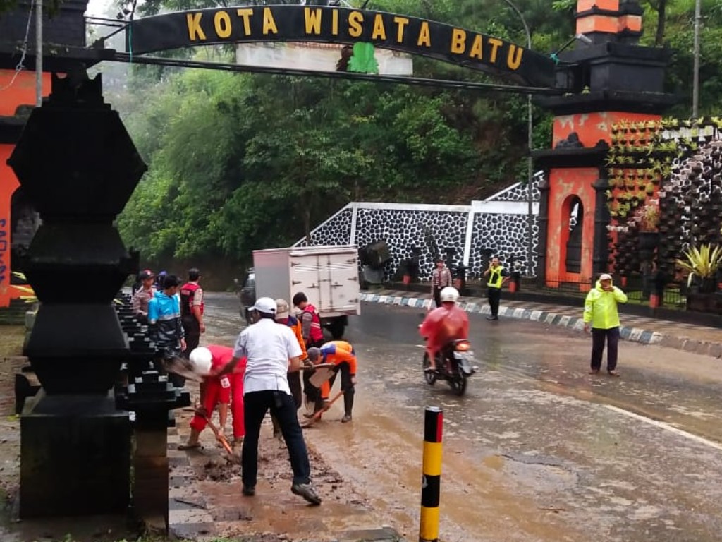 Hujan Deras, Tiga Bencana Alam Terjang Kota Batu | Tagar