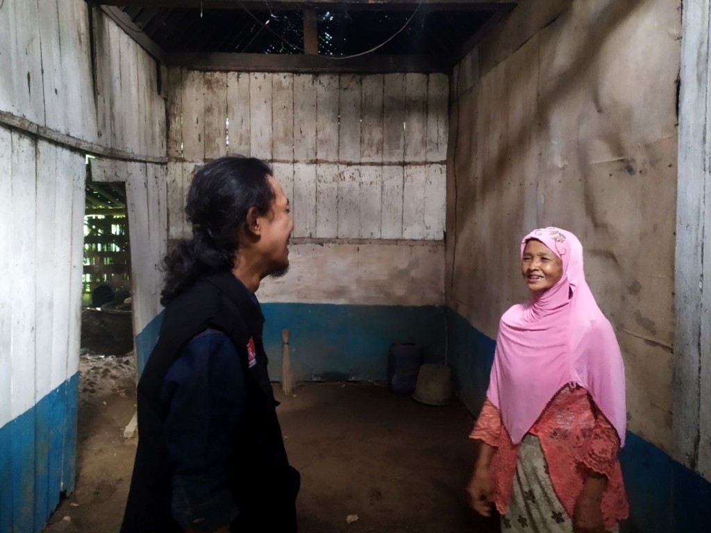 Penolong nenek Semarang1