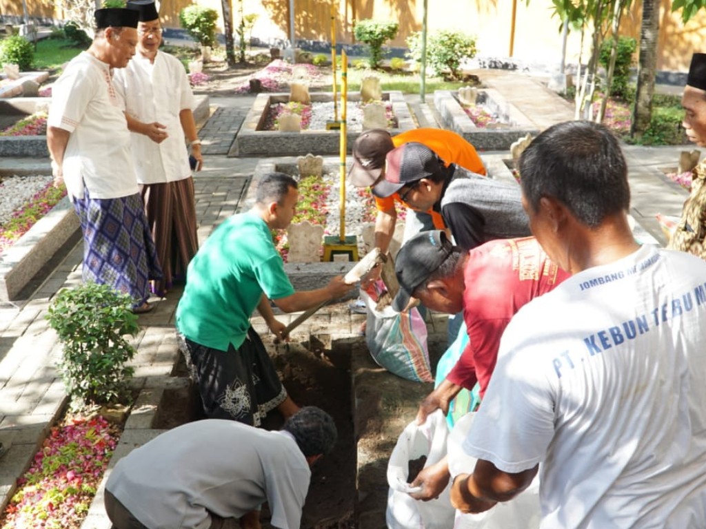 Makam Gus Solah