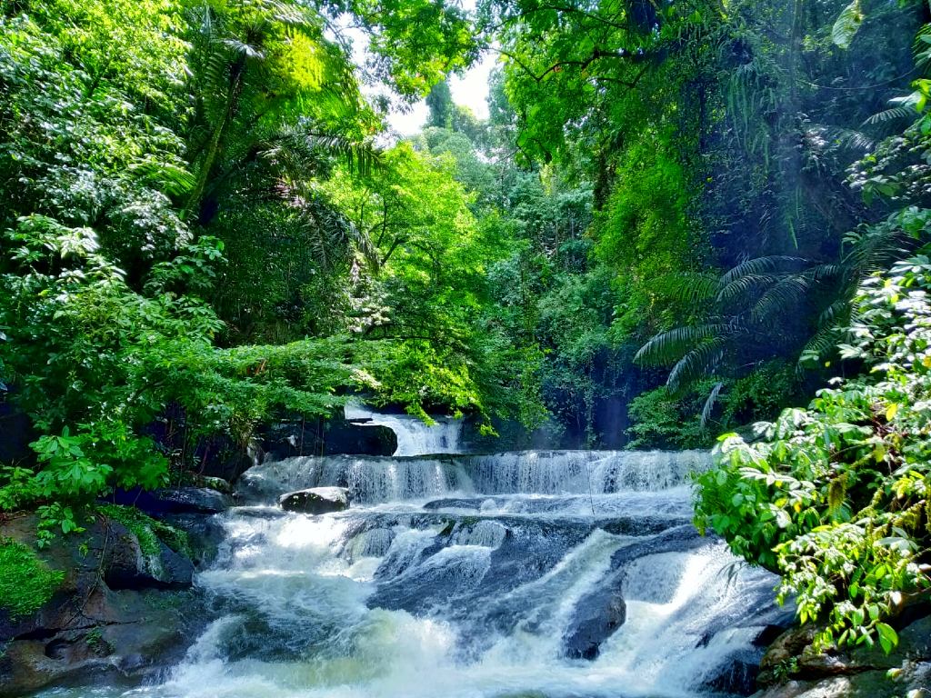 Air terjun Lae Sampuren Silangit-langit