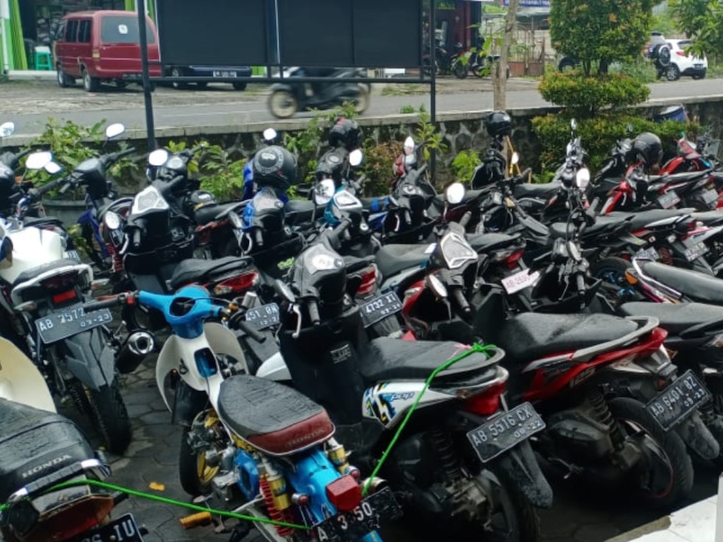 Puluhan motor pelajar SMP terjaring razia di Sleman