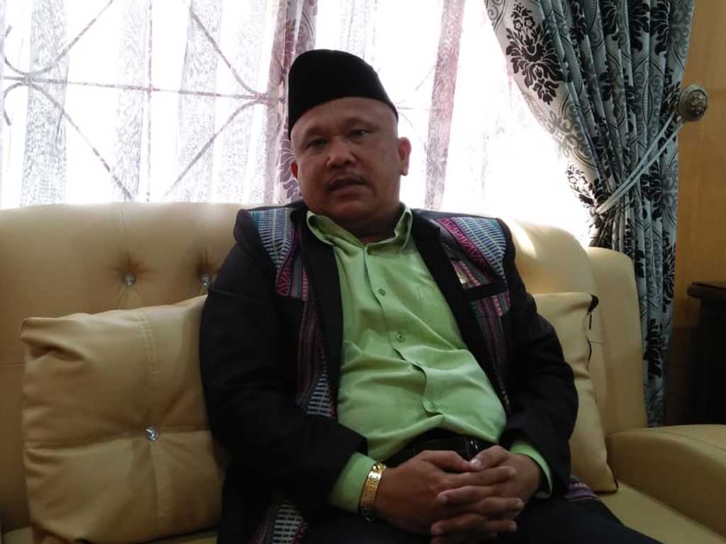 Ketua DPRD Dairi Sabam Sibarani