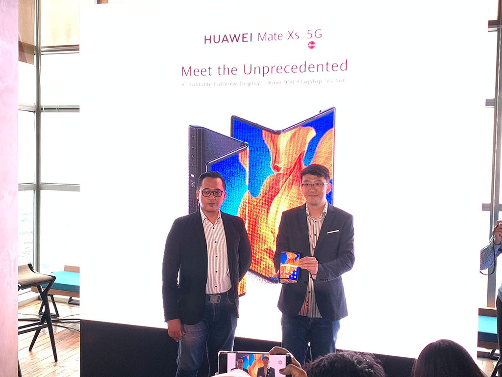 Huawei Mate XS