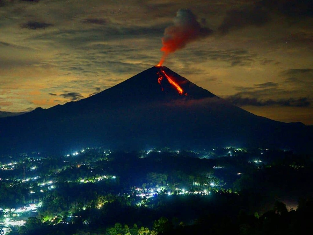 Gunung Semeru Lumajang