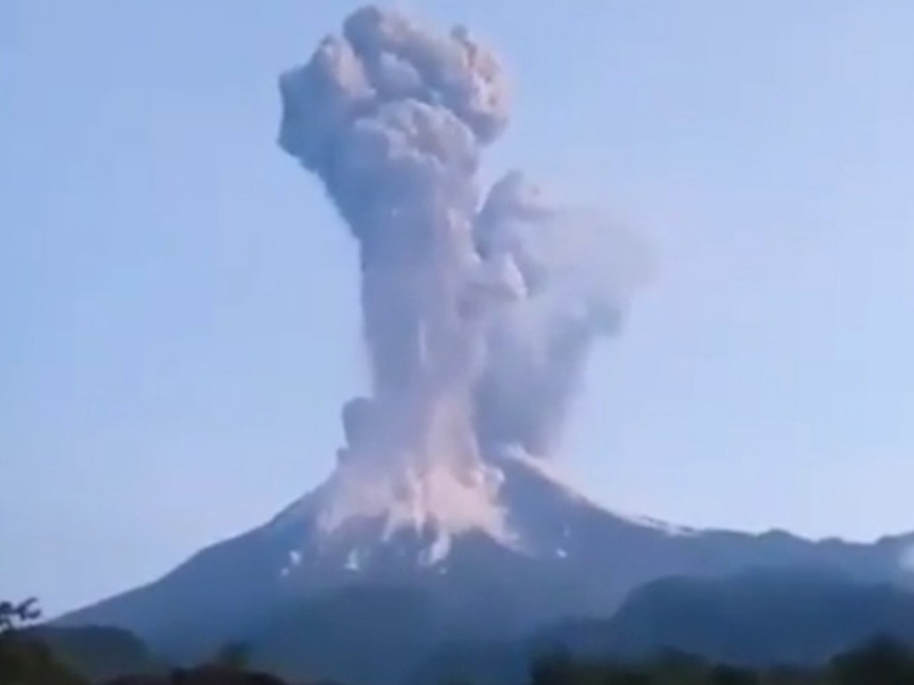 erupsi Merapi di Yogyakarta-Jateng