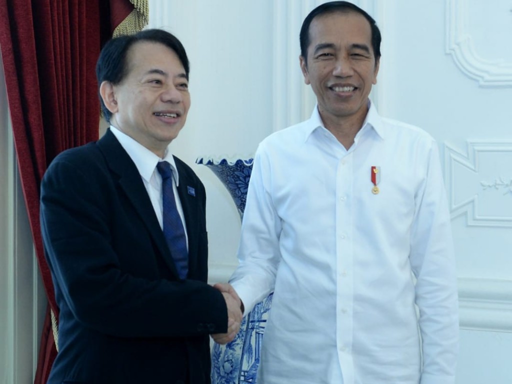 Presiden Jokowi dengan Presiden ADB, Masatsugu Asakawa