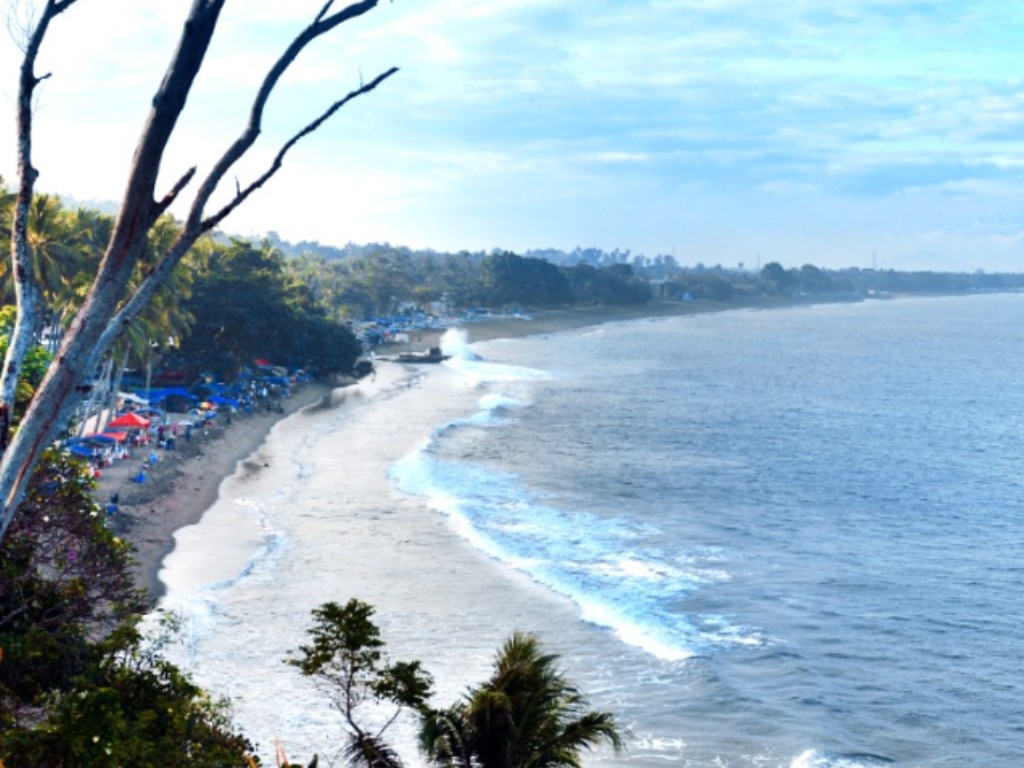 Pantai Senggigi