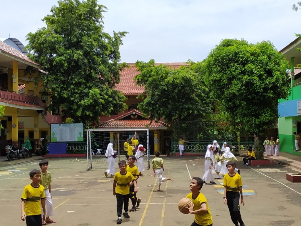 Situasi di SDN Anyelir 1 Depok