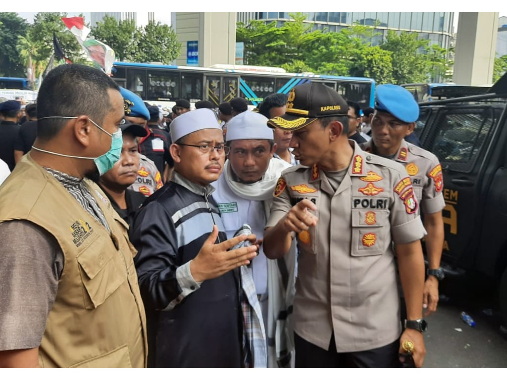 Ketua Umum PA 212 Slamet Maarif