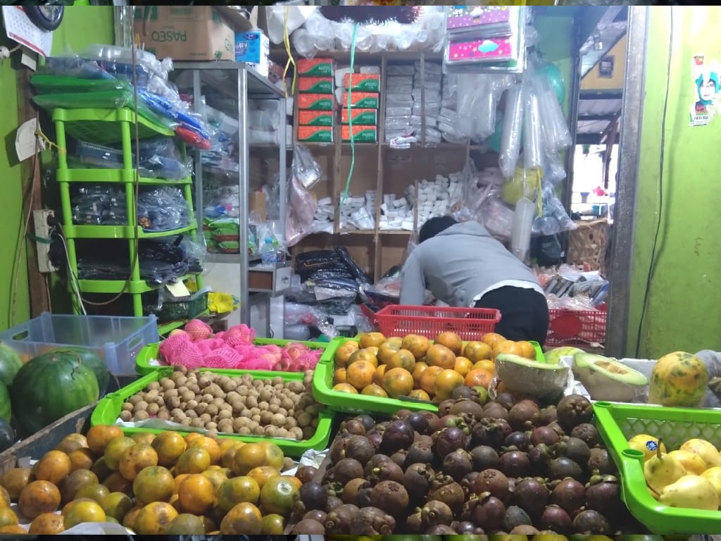 Buah dan Sayuran Impor Asal China Langka di Bandung Tagar
