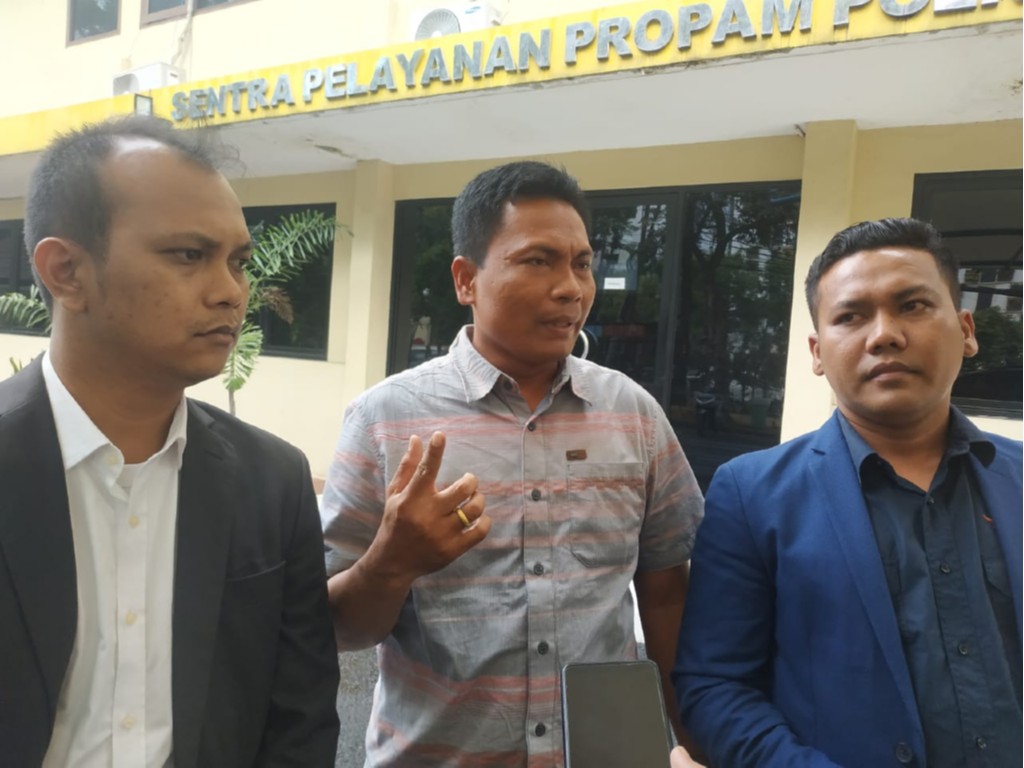 Robinton Simanjuntak