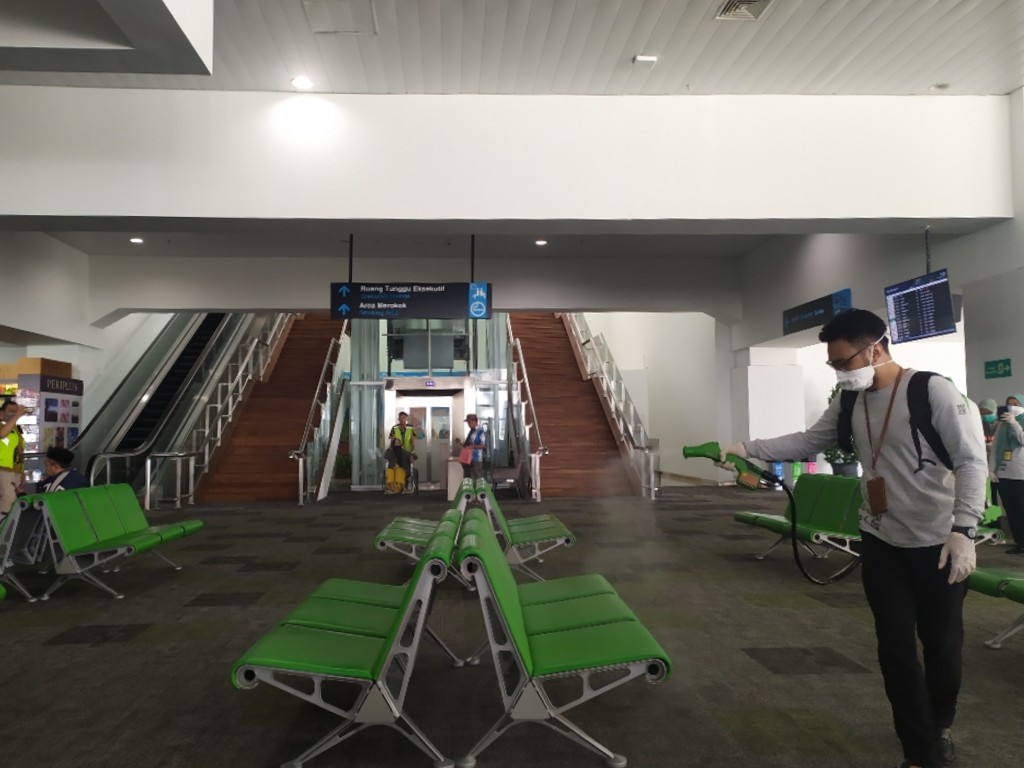Bandara Semarang Corona