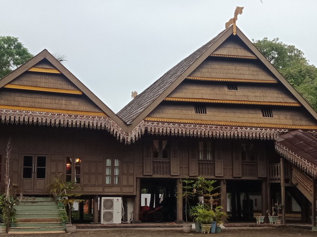 Rumah Adat Bantaeng