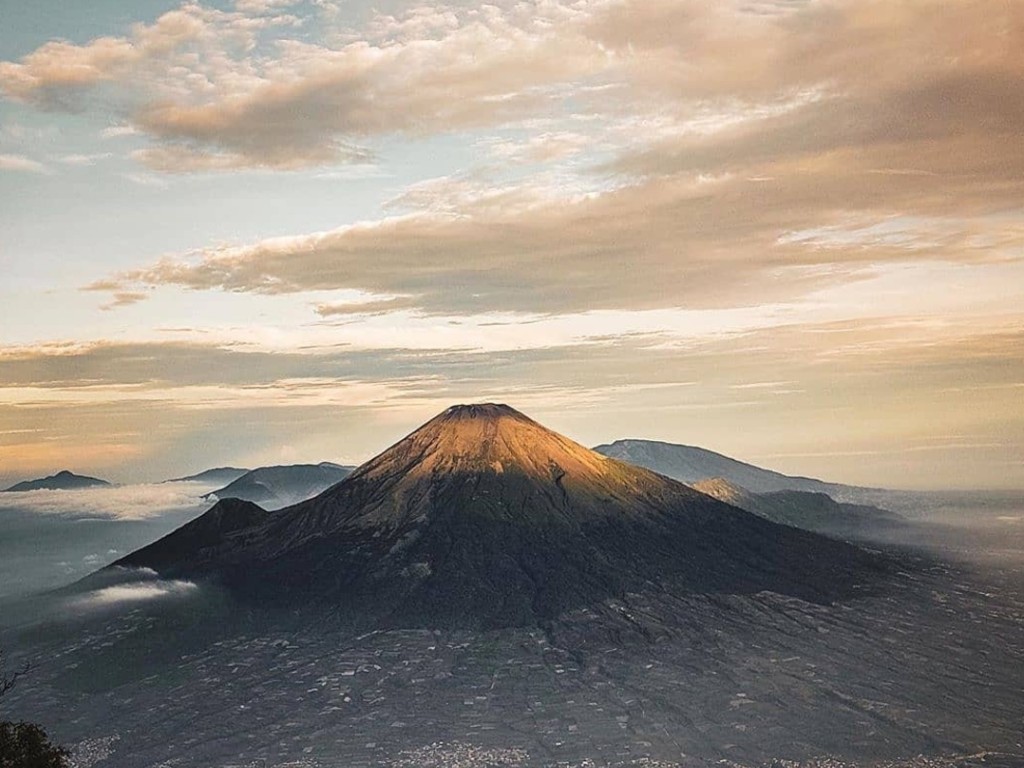 Gunung Sindoro