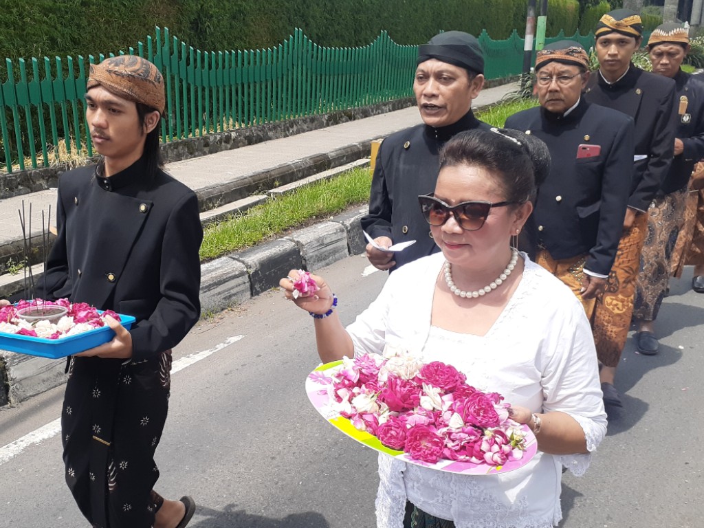 ritual kejawen tolak bala corona di Yogyakarta