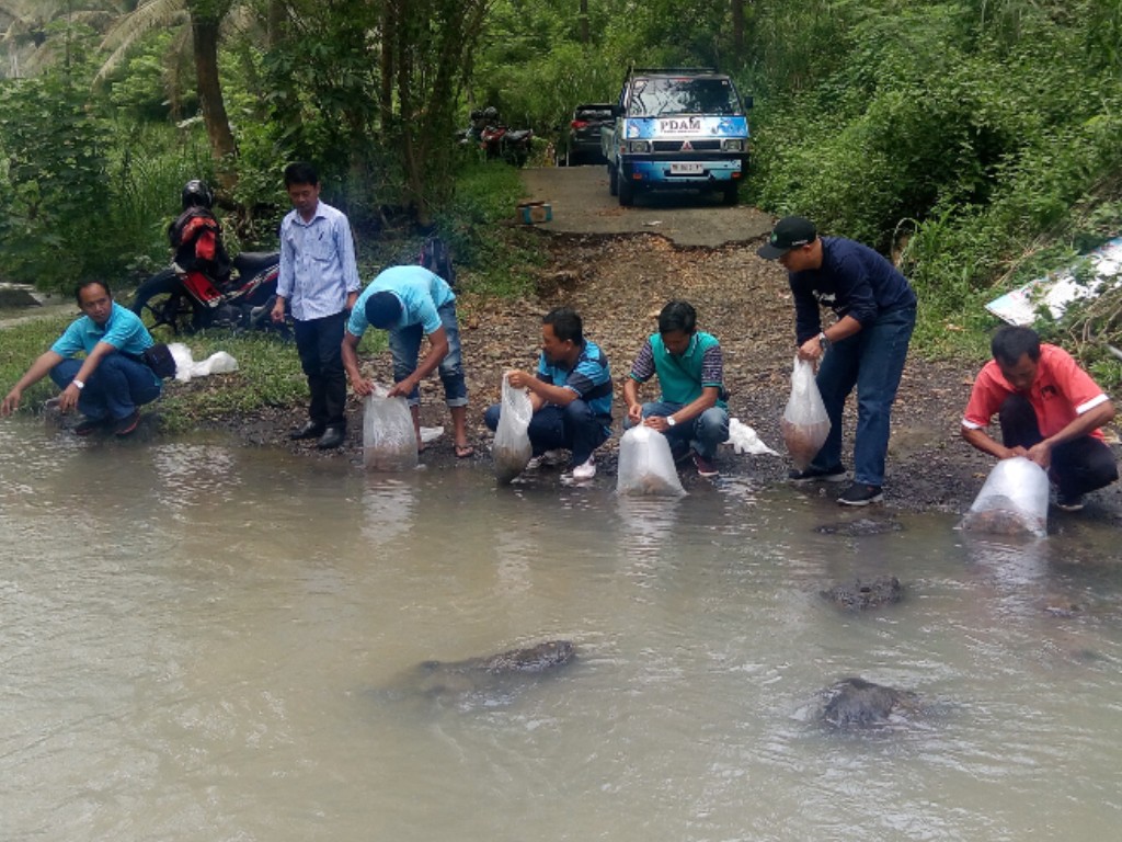 Tebar benih ikan di Kulon Progo