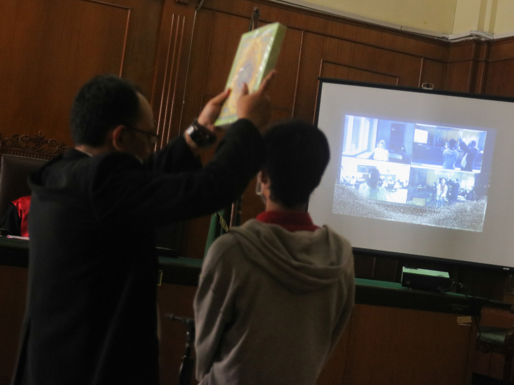 Sidang Online di Surabaya