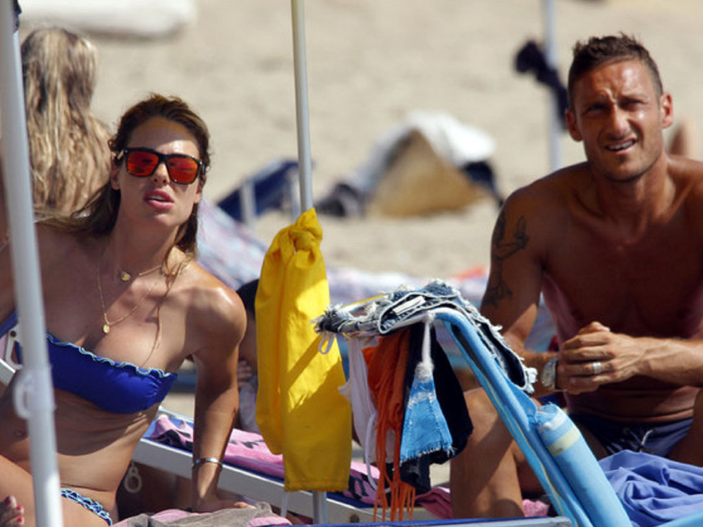 Ilary Blasi dan Francesco Totti