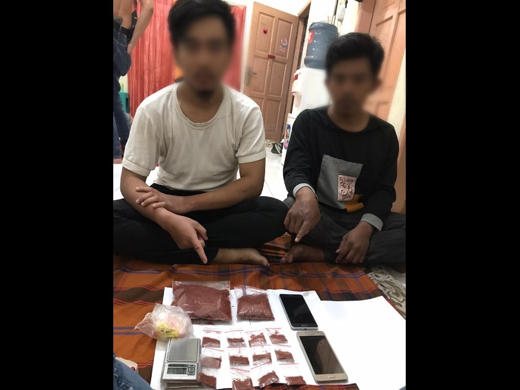 Pengedar Tembakau Sintetis
