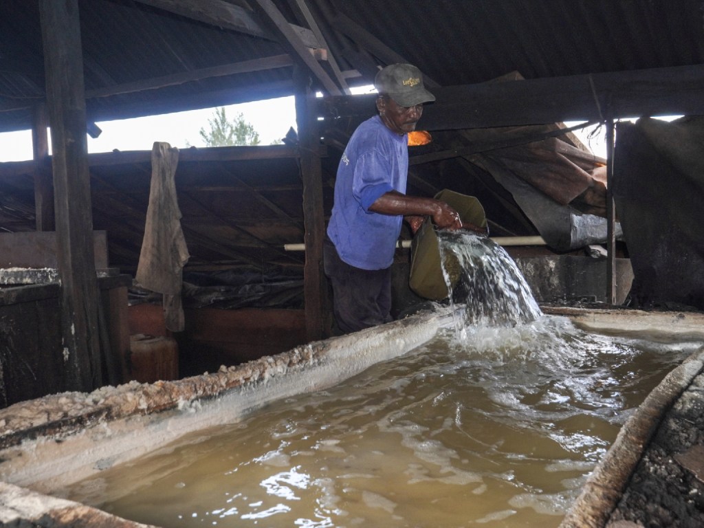 Petani Garam Aceh