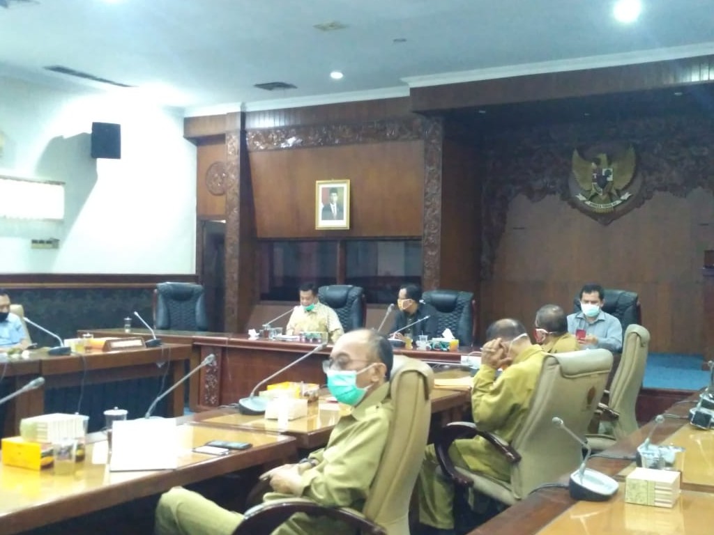 Rapat komisi A DPRD DIY