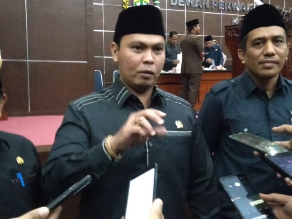 Ketua DPRD Kota Serang Budi Rustandi