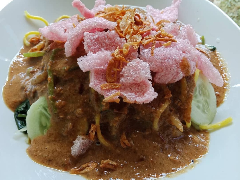 Lontong Pical Padang