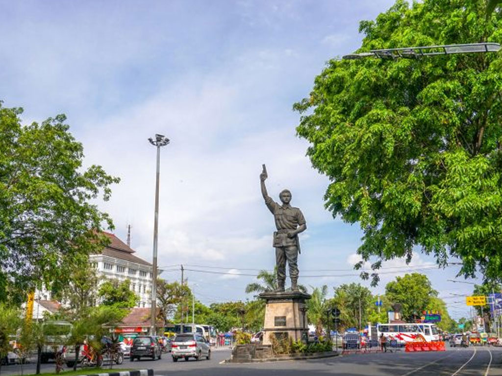 Patung Slamet Riyadi