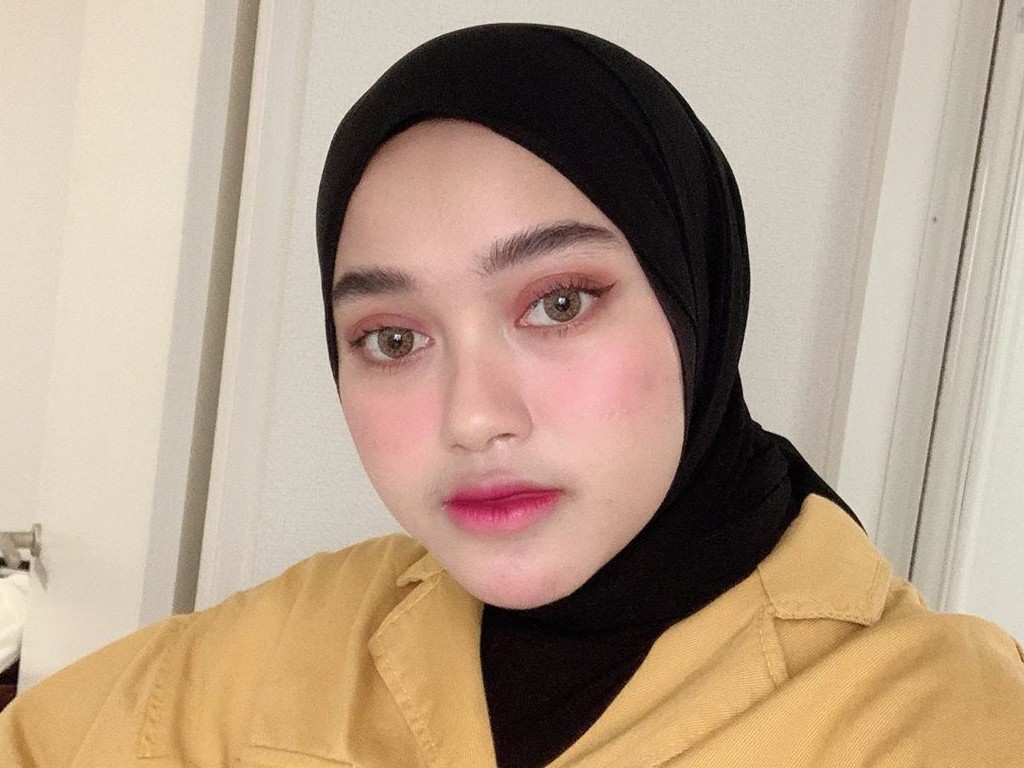 Selebgram Indira Kalistha