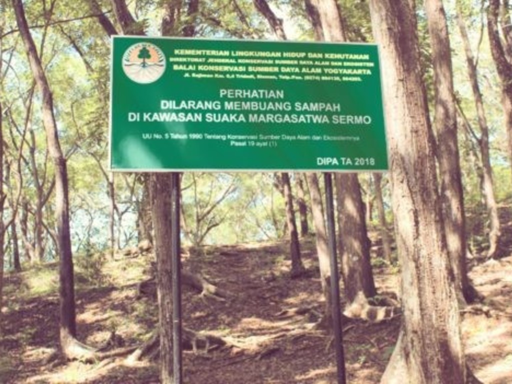 hutan suaka margasatwa di Pedukuhan Bibis, Hargowilis, Kulon Progo