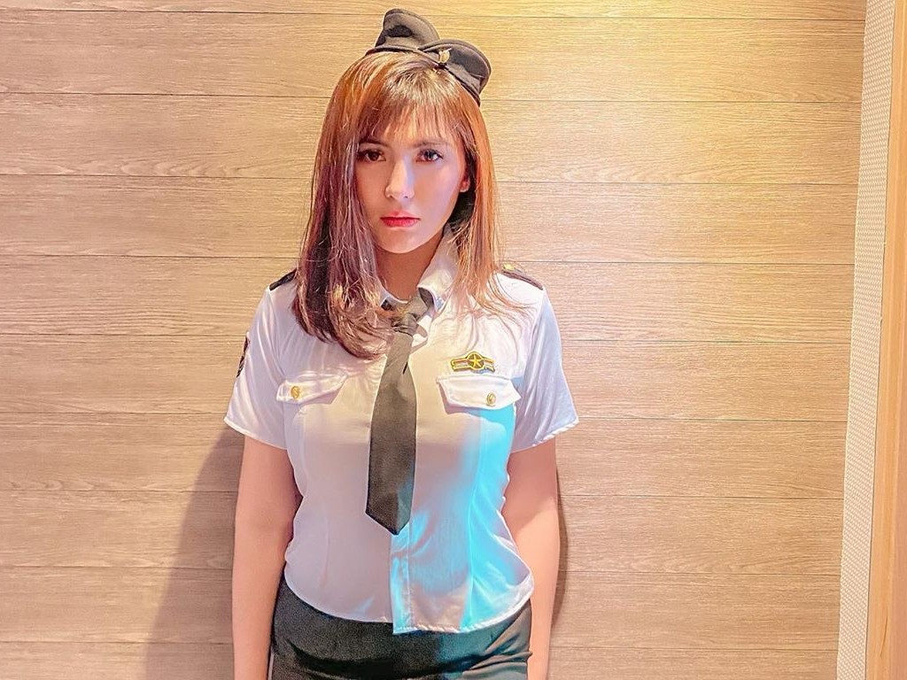 Angela Lee